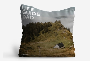 Almofada Never Stop Exploring intro